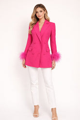 Femme Veste blazer croisée cintrée à col tailleur - décolleté V profond et poignets à plumes | Dressie Dress