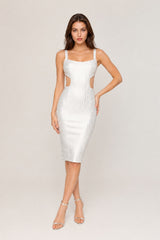 Robe bandage mi-longue encolure carrée avec bretelles larges et détails métallisés, taille découpée, par Dressie Dress