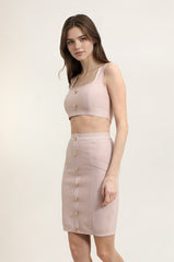 Ensemble bandage top sans manches à col carré et jupe crayon mi-cuisses boutonnée devant | Dressie Dress