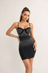 Femme Robe de fête bandage courte à strass dégradés et lignes verticales - bonnets effet bustier ornés de strass | Dressie Dress