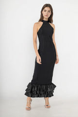 Robe bandage longue noire col montant épaules dégagées coupe sirène à volants | Dressie Dress - Dressie Dress