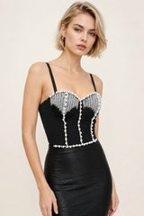 Top bustier femme Dressie Dress avec bretelles, perles, strass et franges scintillantes pour un look sexy et glamour.