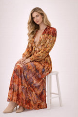 Robe longue imprimée pour femme de style rétro chic avec décolleté profond, nœud devant, taille ajourée et jupe plissée, Dressie Dress