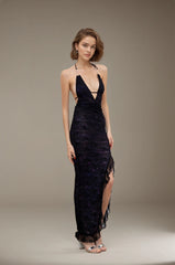 Robes de fête & festivals – Robe longue moulante en dentelle stretch décolleté V plongeant dos nu à nouer fronces à la taille et fente côté | Dressie Dress