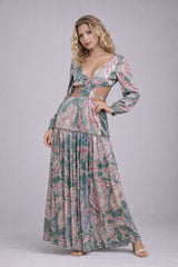 Robe longue imprimée à décolleté V plongeant découpes à la taille avec liens taille élastiquée manches longues et jupe à volants | Dressie Dress