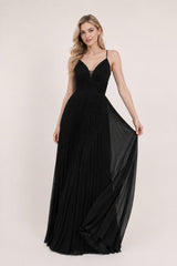 Robes de soirée longue plissée scintillante fines bretelles décolleté V avec tulle dos croisé et taille marquée | Dressie Dress