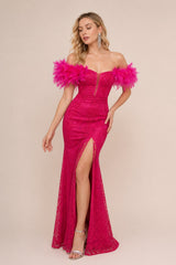 Robes de soirée longue moulante avec épaules dénudées et plumes dentelle brodée à sequins fente haute bretelles fines et empiècement tulle en V | Dressie Dress