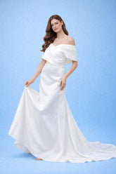 Mariée Robe de mariage style français avec encolure bardot et large drapé effet cape coupe sirène/colonne et traîne | Dressie Dress - Dressie Dress