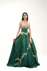 Femme Robes prestige bustier décolleté cœur tissu entièrement pailleté appliqués brodés perlés façon arabesques dos lacé corset jupe princesse longue | Dressie Dress
