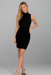 Robe bandage noire midi Dressie Dress avec haut transparent, décoration de strass carrés et jupe crayon taille haute.