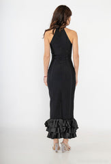 Robe bandage longue noire col montant épaules dégagées coupe sirène à volants | Dressie Dress