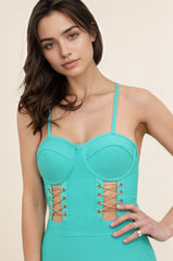 Robe bandage midi moulante bustier à lacets chaîne métal et fente devant | Dressie Dress