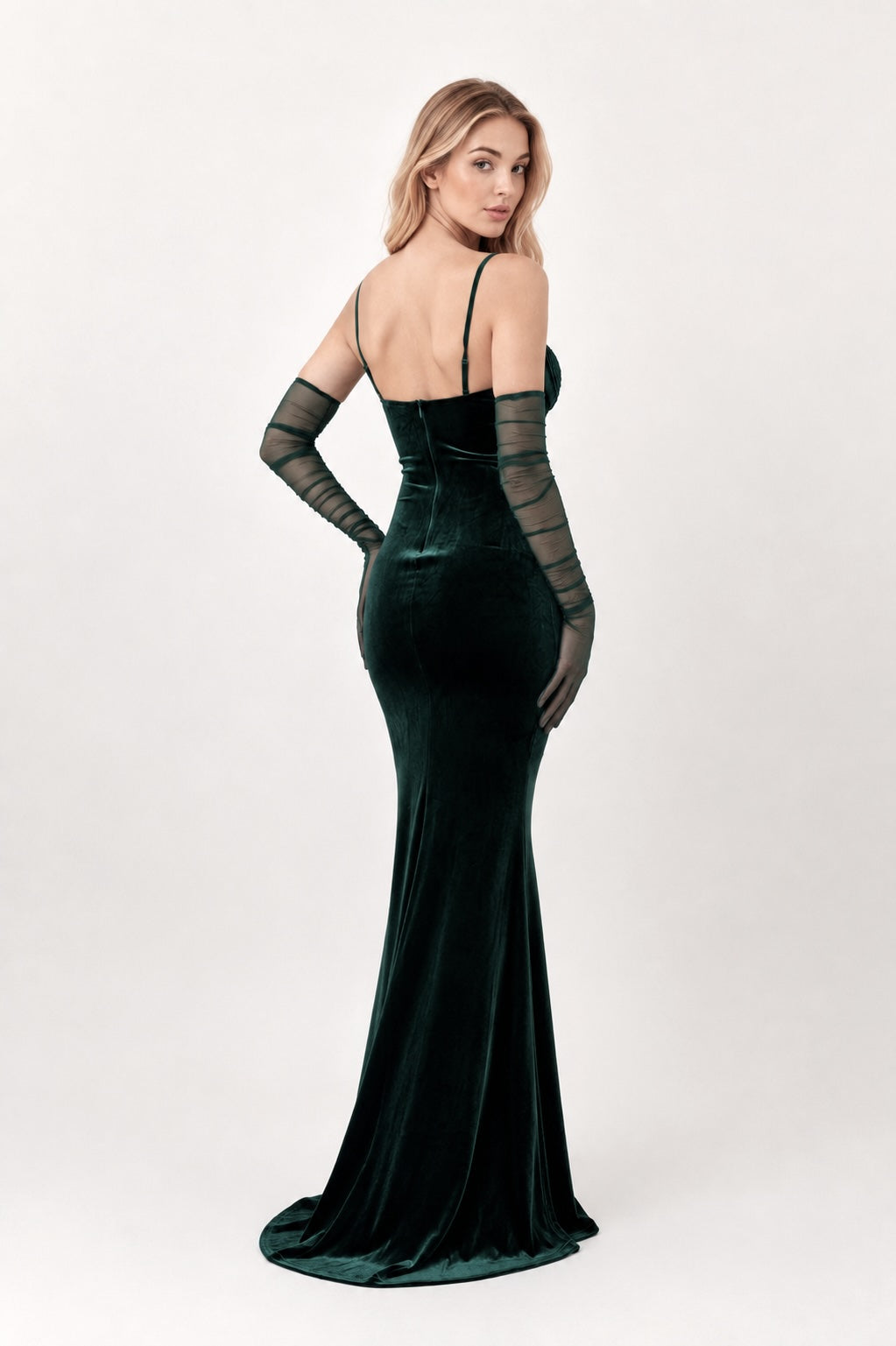 Robe de soirée longue moulante Dressie Dress avec corset, bonnets roses 3D, décolleté en V, tulle et drapés, style sirène chic.