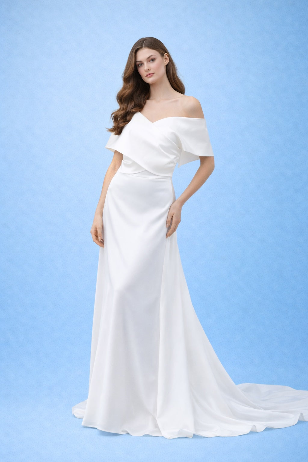 Mariée Robe de mariage style français avec encolure bardot et large drapé effet cape coupe sirène/colonne et traîne | Dressie Dress - Dressie Dress