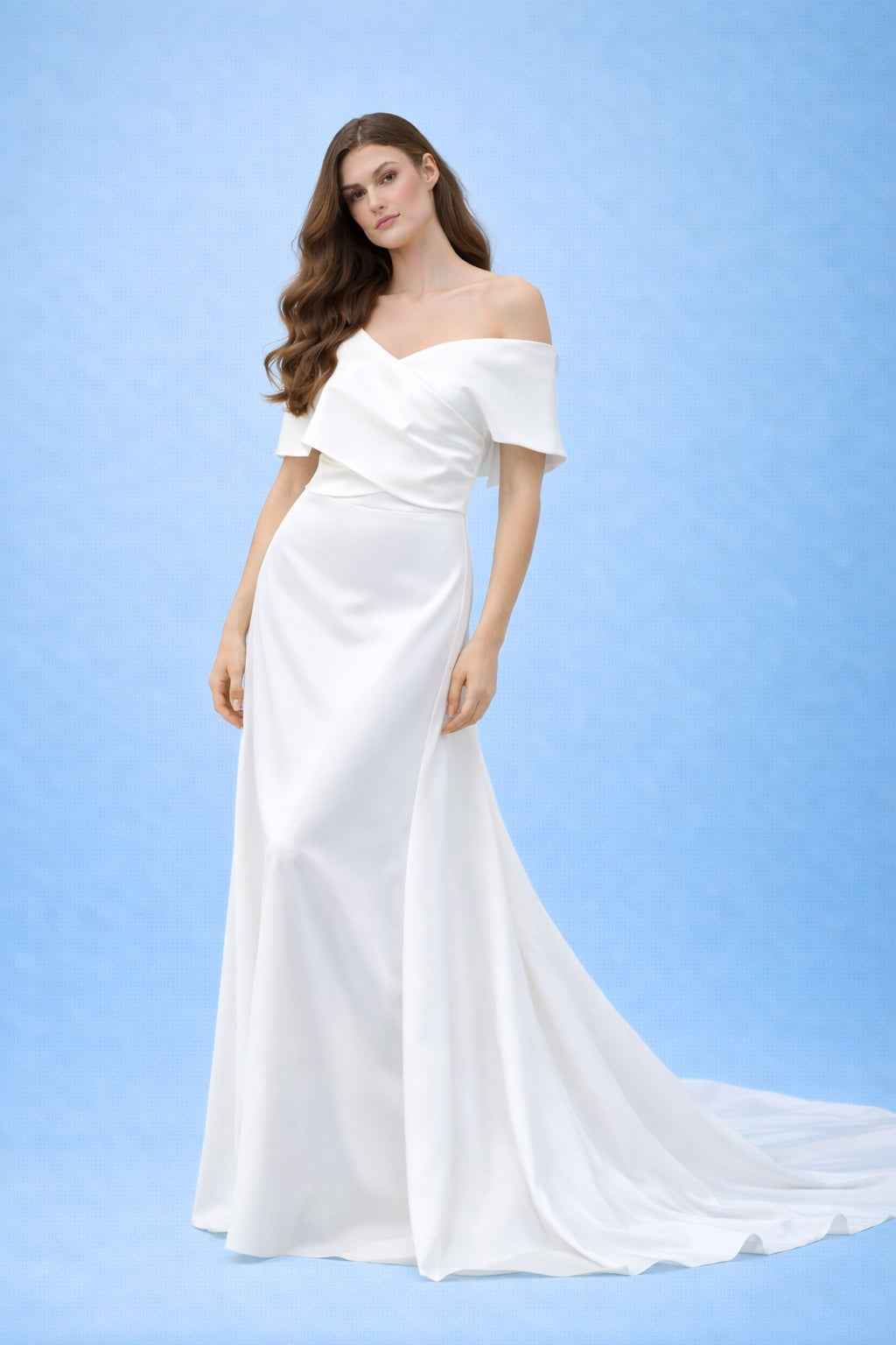 Mariée Robe de mariage style français avec encolure bardot et large drapé effet cape coupe sirène/colonne et traîne | Dressie Dress - Dressie Dress