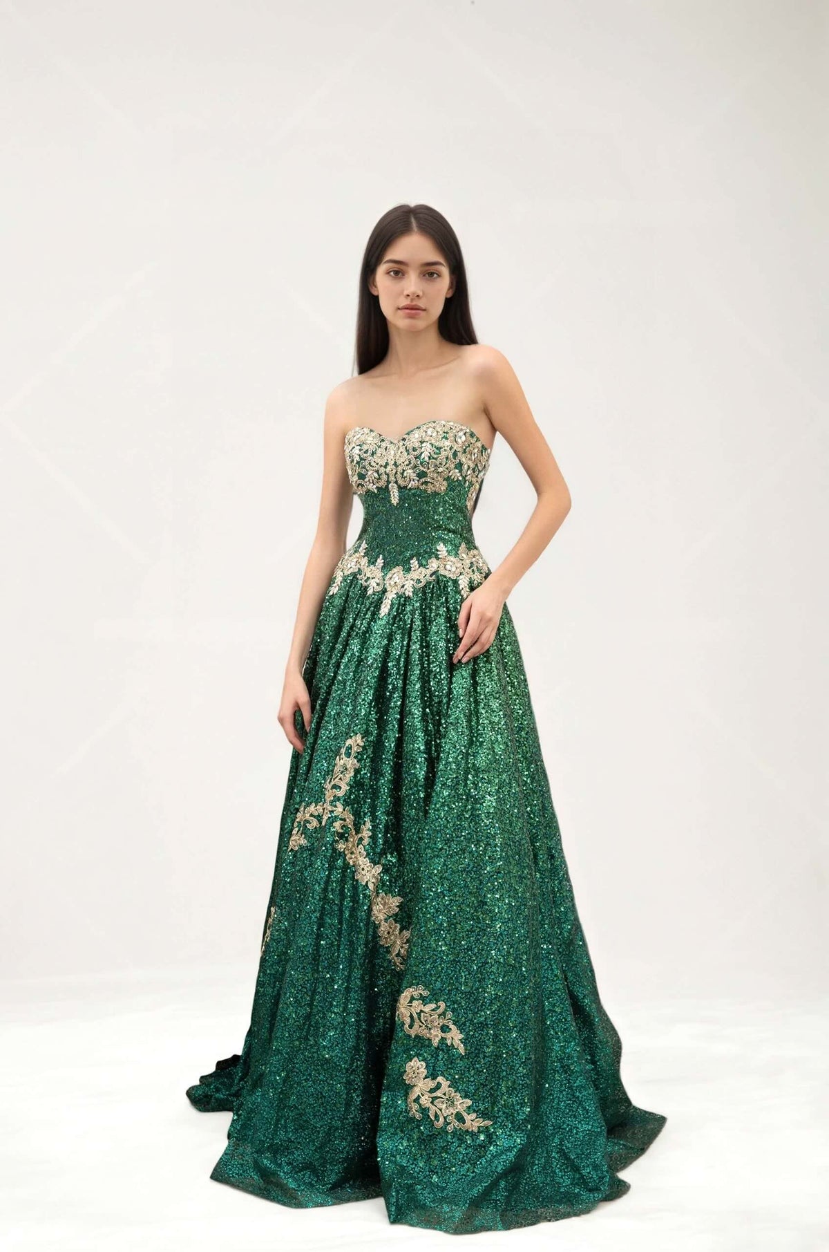Femme Robes prestige bustier décolleté cœur tissu entièrement pailleté appliqués brodés perlés façon arabesques dos lacé corset jupe princesse longue | Dressie Dress