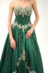 Femme Robes prestige bustier décolleté cœur tissu entièrement pailleté appliqués brodés perlés façon arabesques dos lacé corset jupe princesse longue | Dressie Dress