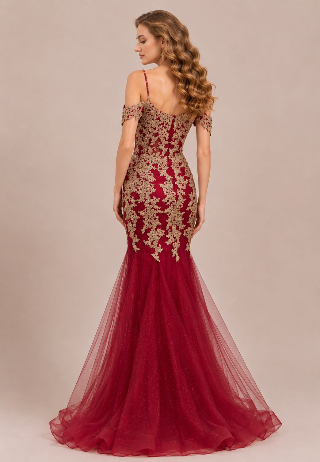 Robe de soirée sirène pour femme Dressie Dress avec bretelles, épaules dénudées, dentelle brodée, décolleté cœur et tulle scintillant