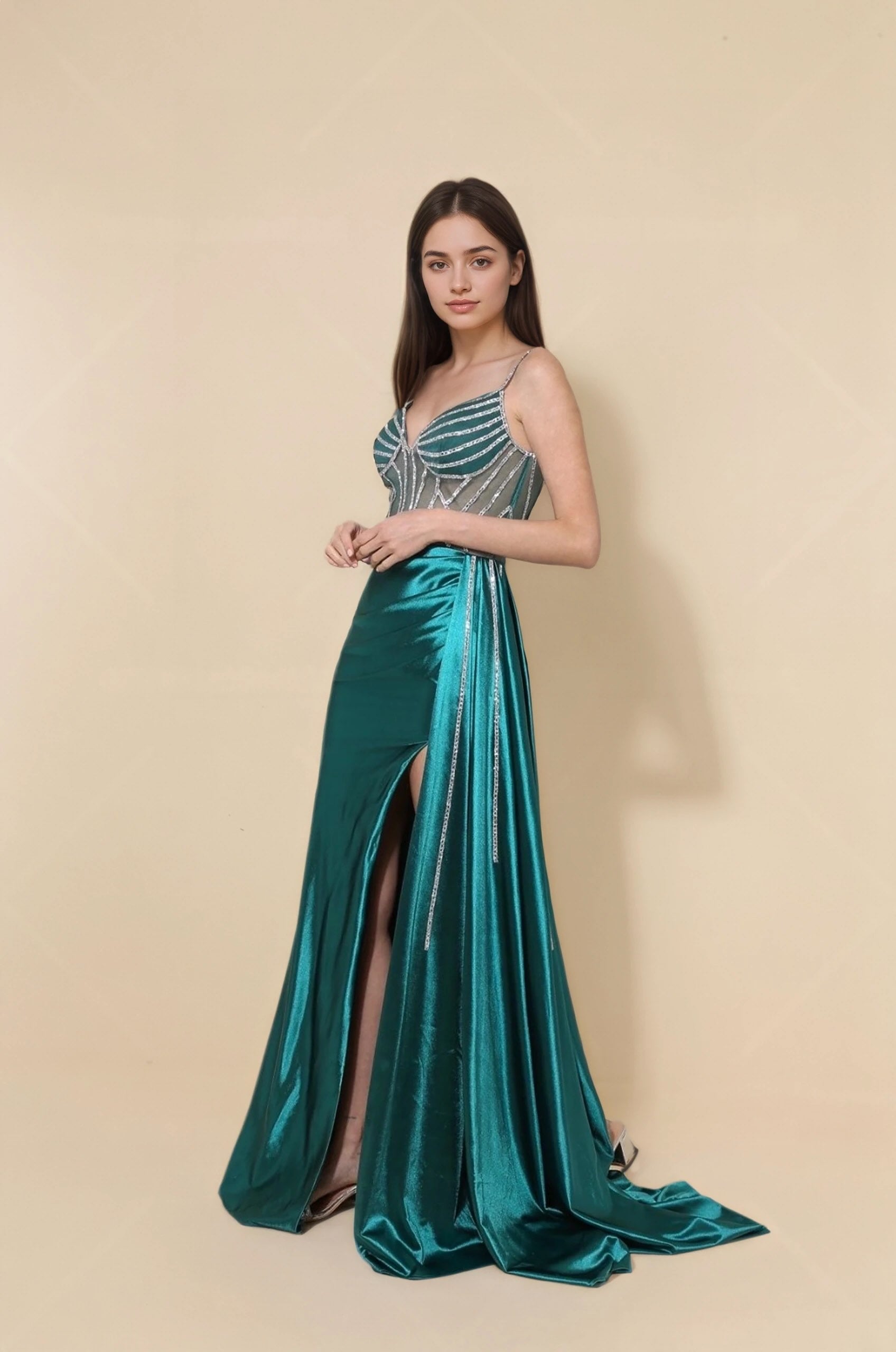 Femme Robes de soirée moulante avec bustier cœur lignes strass tulle illusion fente haute et drapé latéral | Dressie Dress - Dressie Dress
