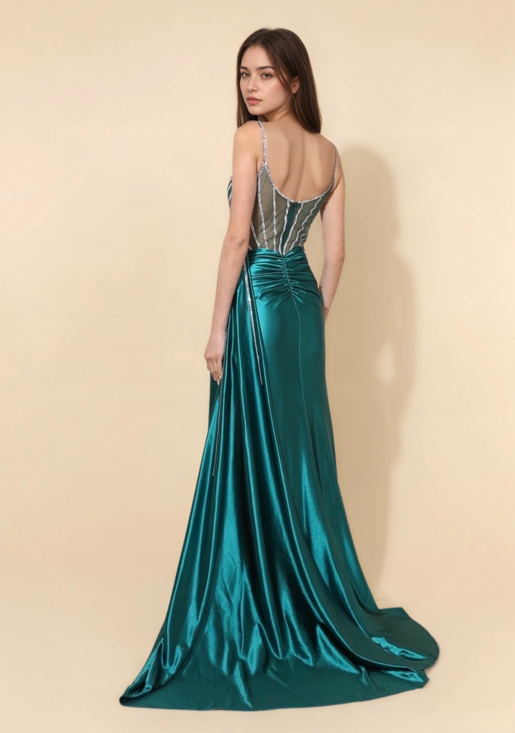 Femme Robes de soirée moulante avec bustier cœur lignes strass tulle illusion fente haute et drapé latéral | Dressie Dress - Dressie Dress