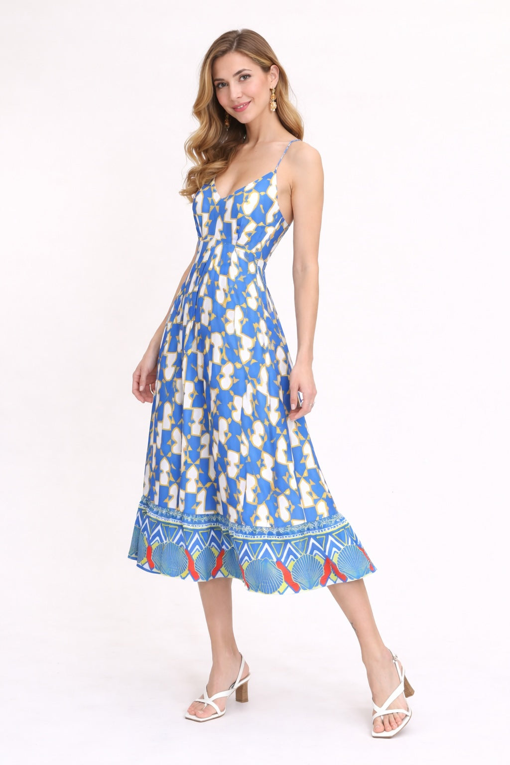 Robe longue imprimée pour femme Dressie Dress, fines bretelles, décolleté V, dos croisé et laçage réglable, tombé fluide.
